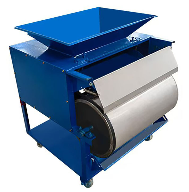 1.8单层电动筛1台 单滚筒中磁磁选机1台